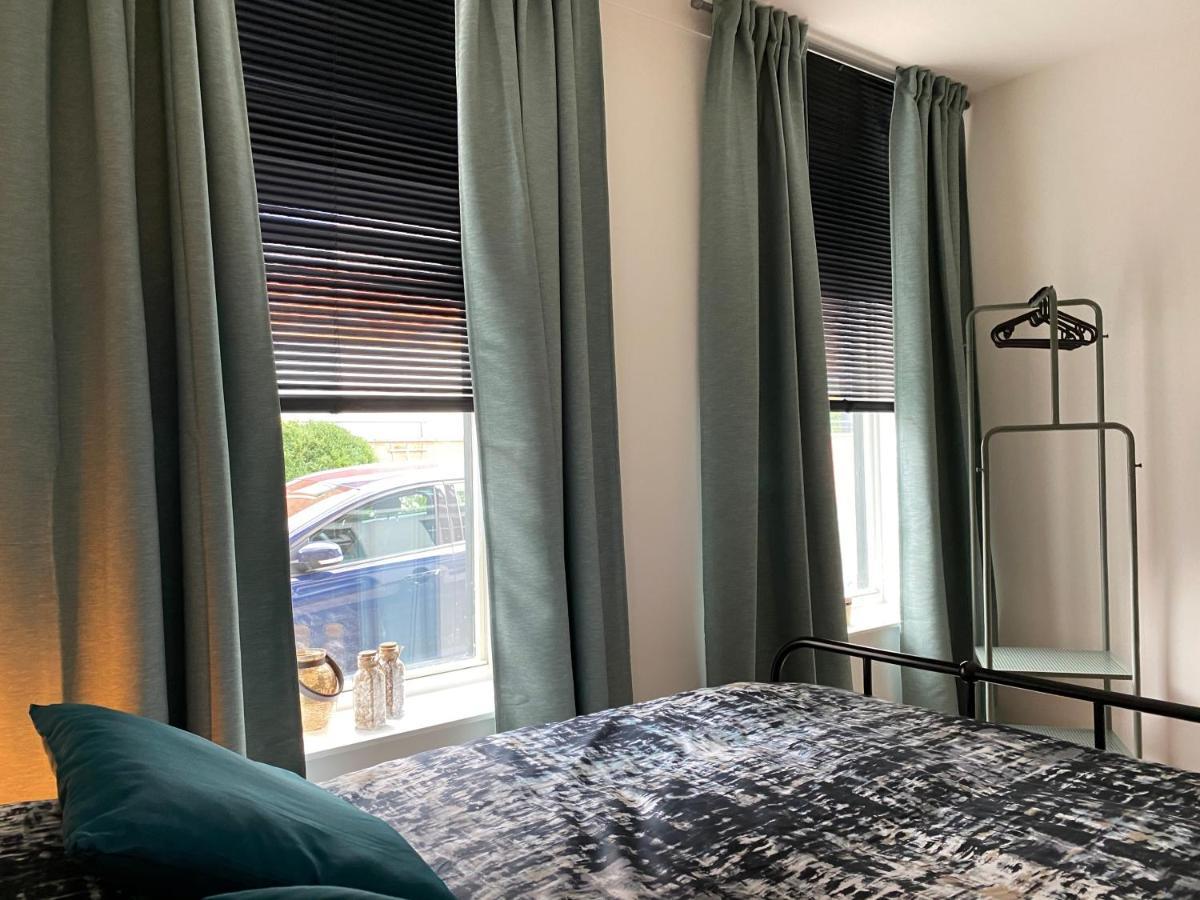 Het Hoekje - 2 Bedroom Family Friendly City Home Groningen Ngoại thất bức ảnh