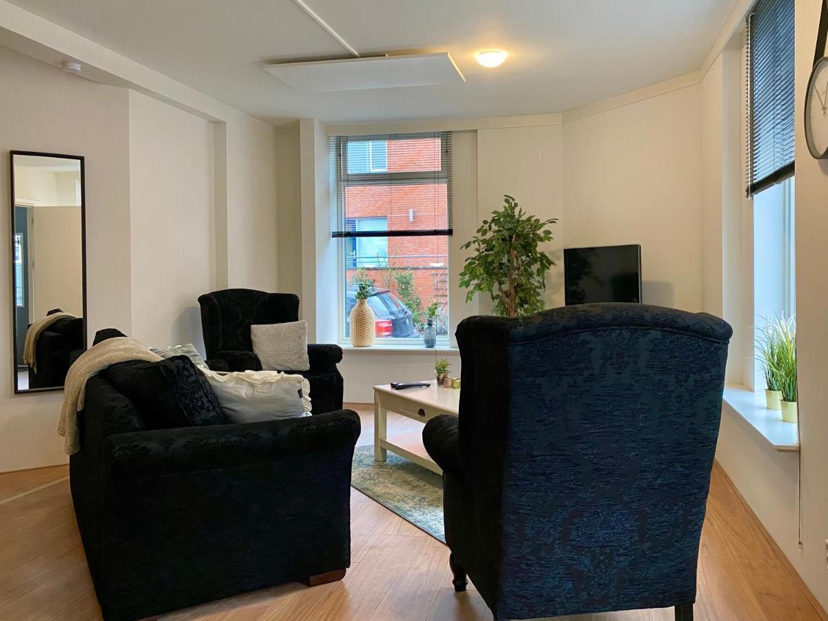 Het Hoekje - 2 Bedroom Family Friendly City Home Groningen Ngoại thất bức ảnh