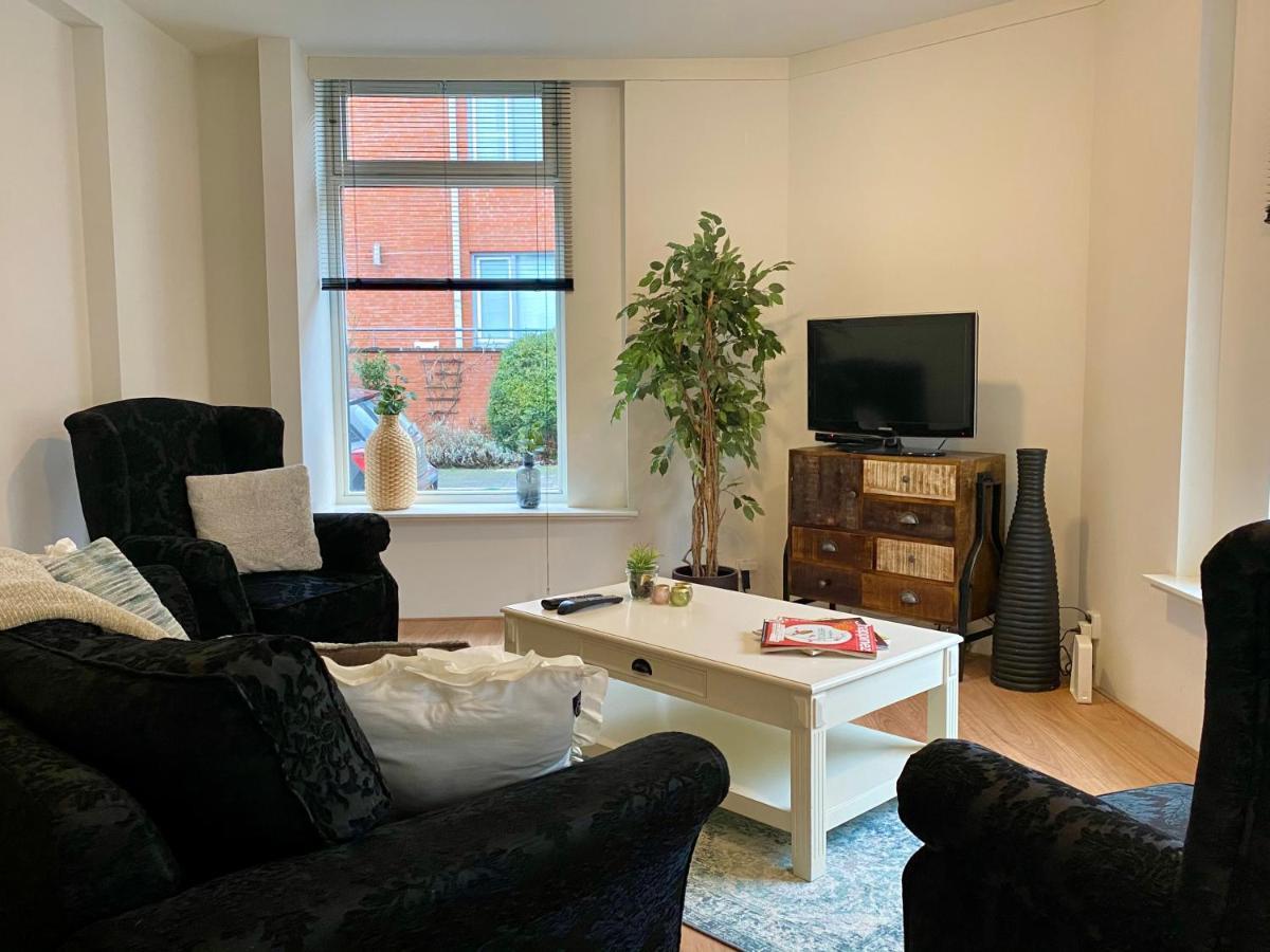 Het Hoekje - 2 Bedroom Family Friendly City Home Groningen Ngoại thất bức ảnh